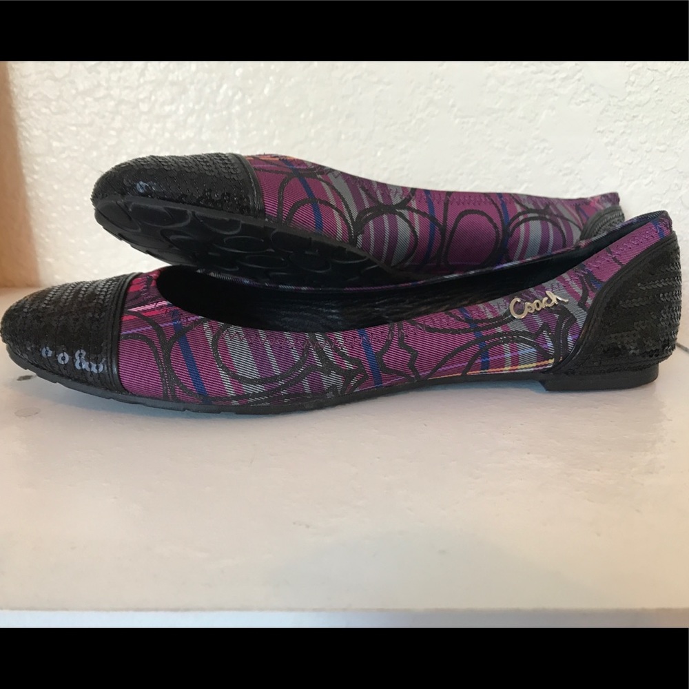 Coach flats